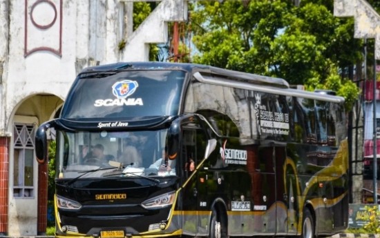 Sewa Tips Liburan Akhir Tahun Naik Bus